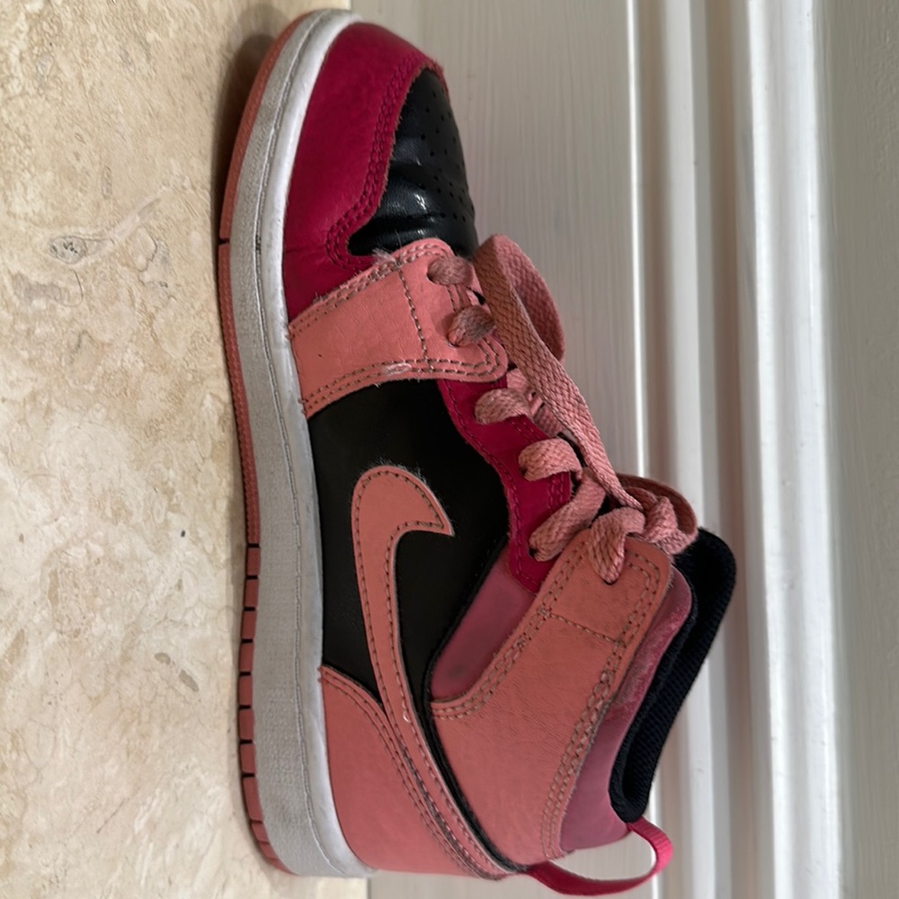 Girls Jordan’s sneakers